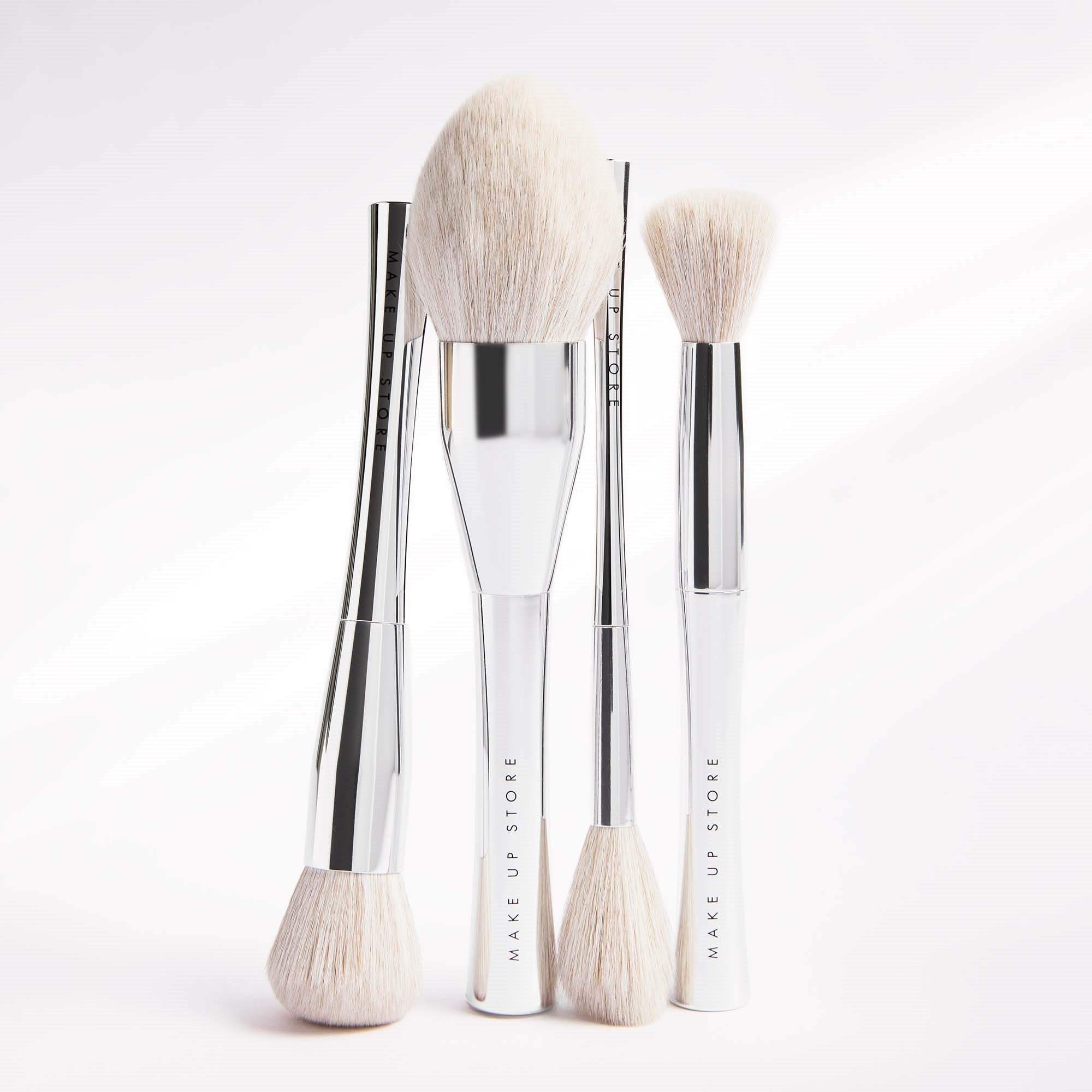 Large Pointed Powder Brush #07