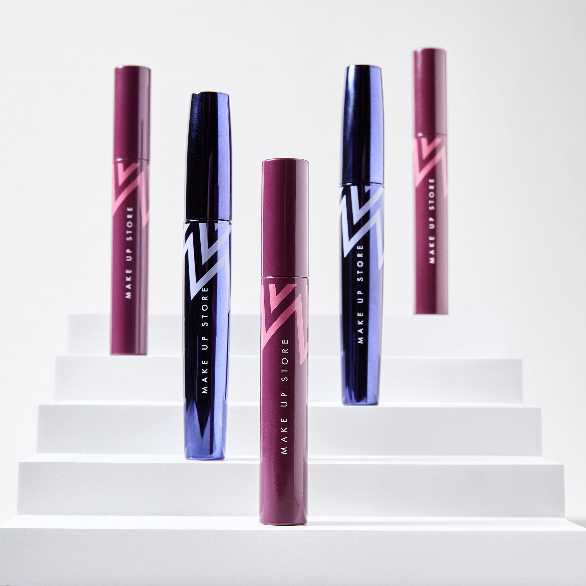 Magnified Master Volume Mascara Black