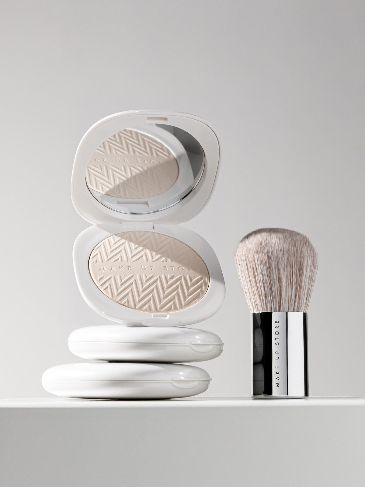 Iconic Filter Finishing Powder Translucent