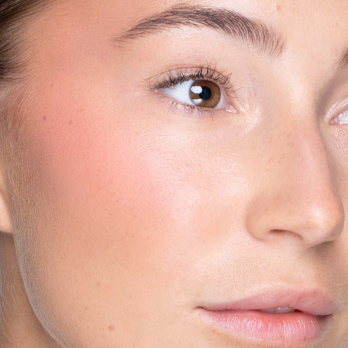 Blush Iconic Luster 10 Soft Peach
