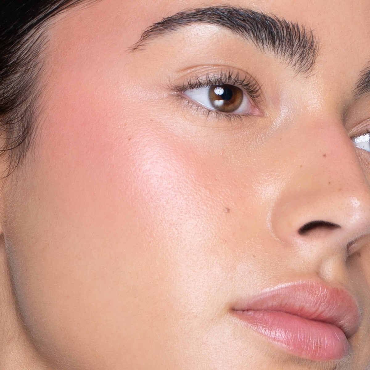 Blush Iconic Luster 30 True Pink